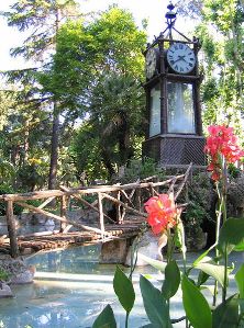 Vodna ura v parku Villa Borghese